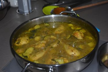 réaliser colombo de poulet antillais