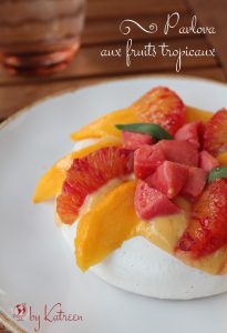 pavlova aux fruits tropicaux