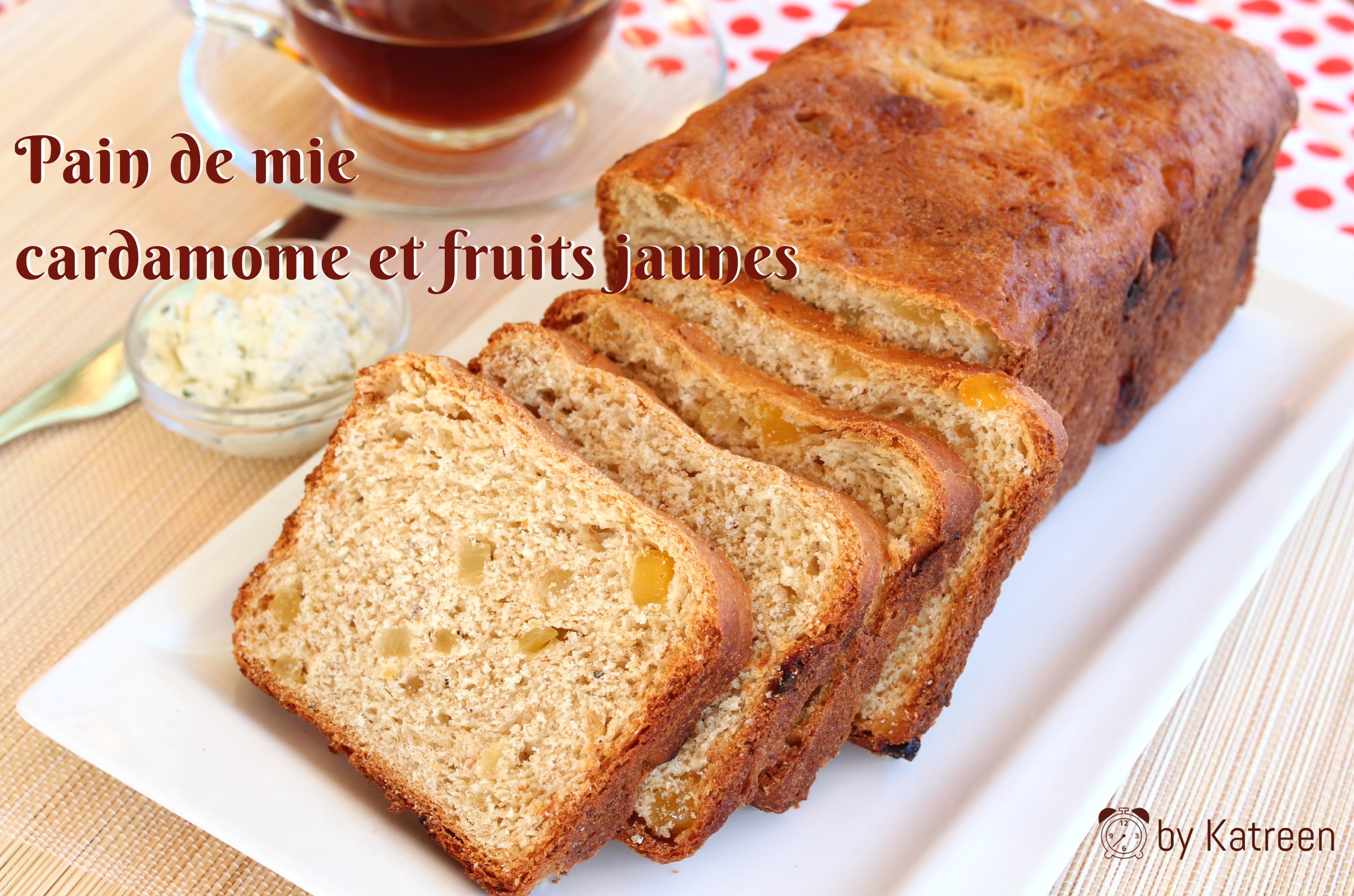 Pain de mie cardamome fruits jaunes