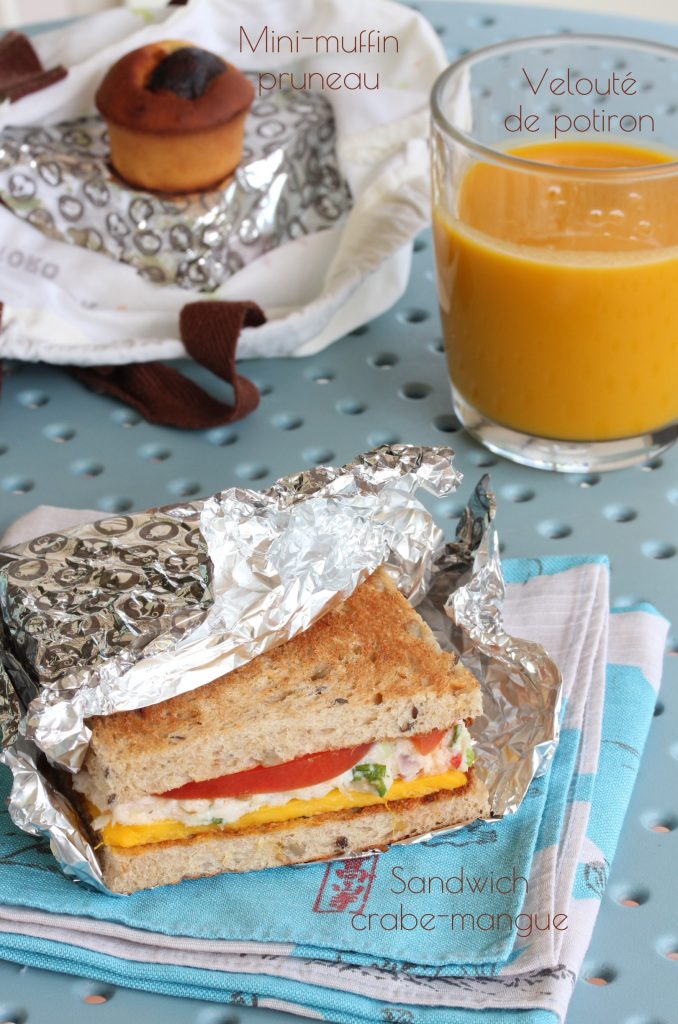 pause déjeuner au bureau sandwich-soupe