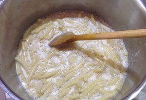 Gratin macaroni Panzani au poulet épicé