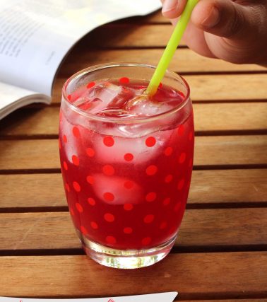 Recette de INFUSION rafraîchissante GROSEILLE pays & MARACUJA, by Tatie Maryse