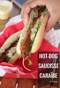 Hot-dog saucisse caraibe