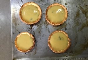 Tarte citron-basilic meringuée