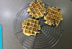 Gaufres au fromage légumes et lardons