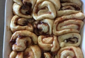 cinnamon and jelly rolls créole