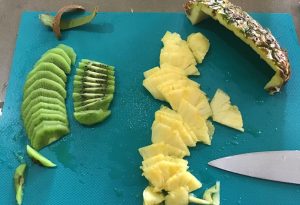 Salade de fruits et gelée de vin