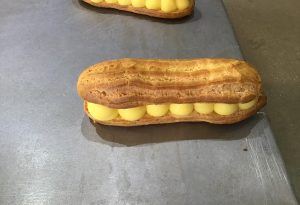 Éclair au citron meringué