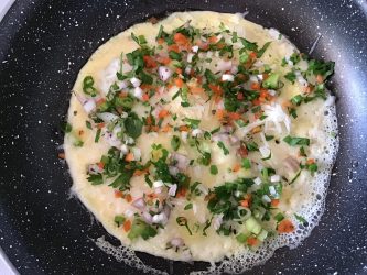 Omelette au fromage et aux herbes