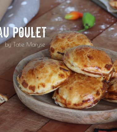 Recette des PÂTÉS feuilletés au POULET selon Tatie Maryse