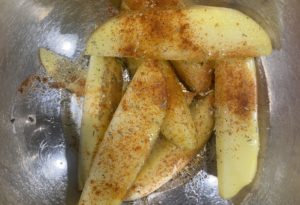 Nuggets de poulet antillais et potatoes