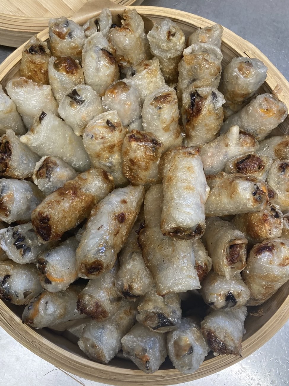 Atelier les incontournables du Vietnam - nems au poulet Atelier les incontournables du Vietnam - nems au poulet
