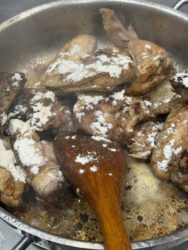 Civet de pintade antillais